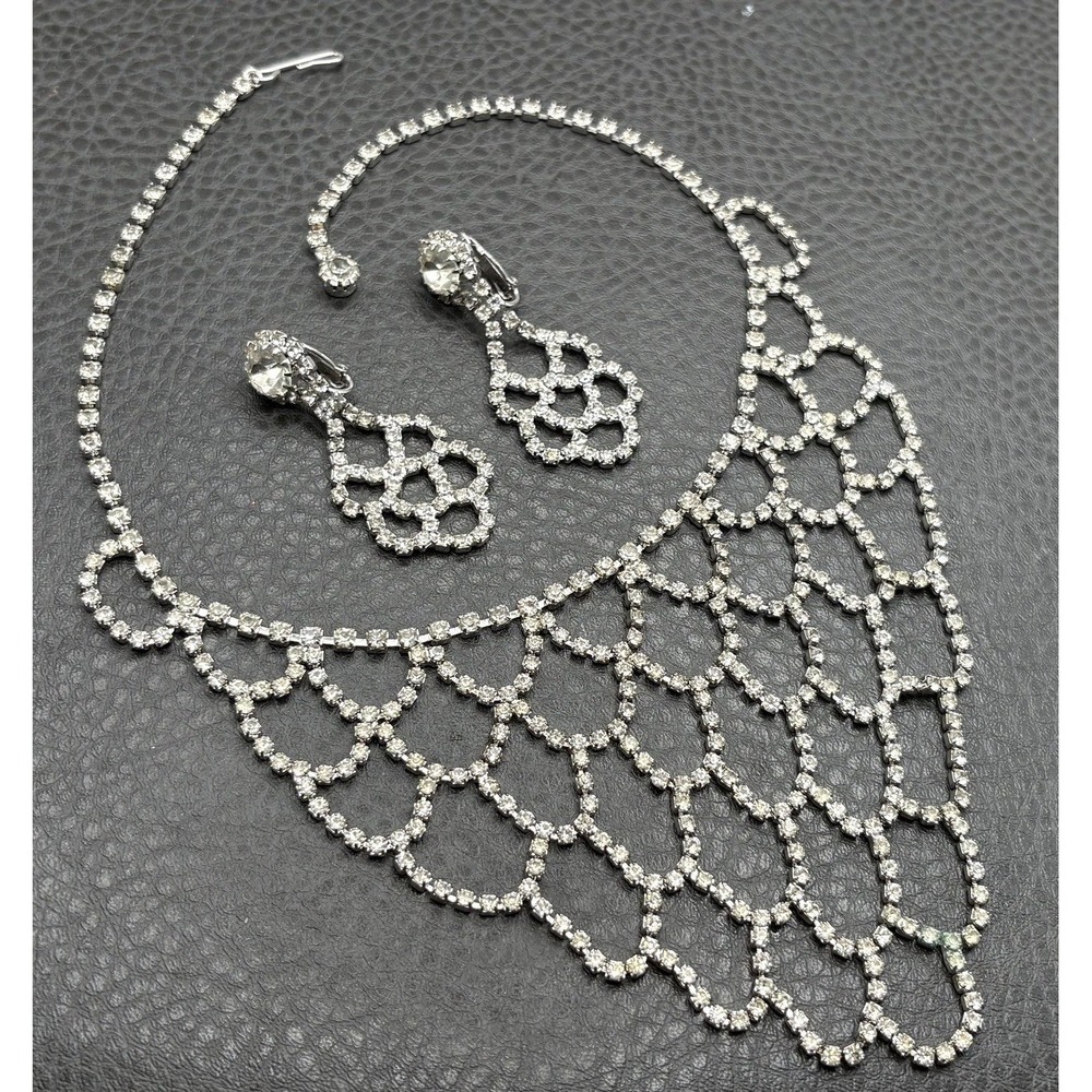 Vintage Rhinestone Crystal Bib Necklace & Clip On Earrings Set Silver Tone